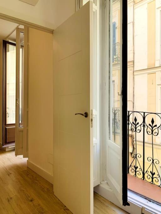Ferienwohnung Apartamento Vip VI En Madrid Centro Exterior foto