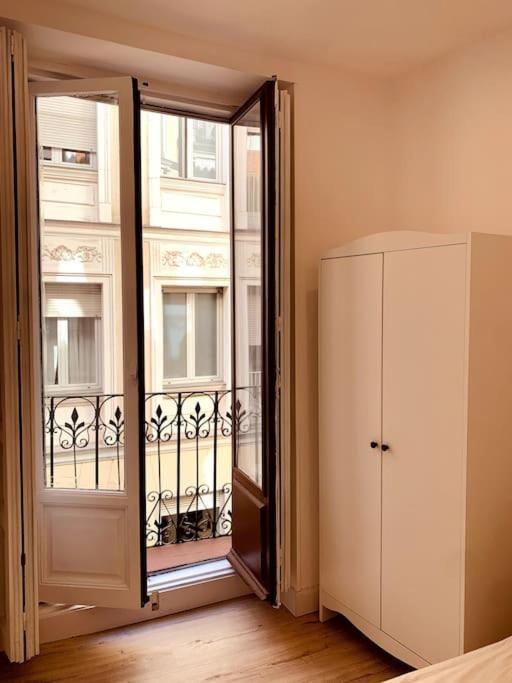 Ferienwohnung Apartamento Vip VI En Madrid Centro Exterior foto