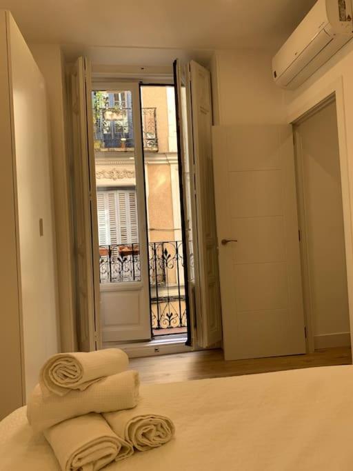 Ferienwohnung Apartamento Vip VI En Madrid Centro Exterior foto